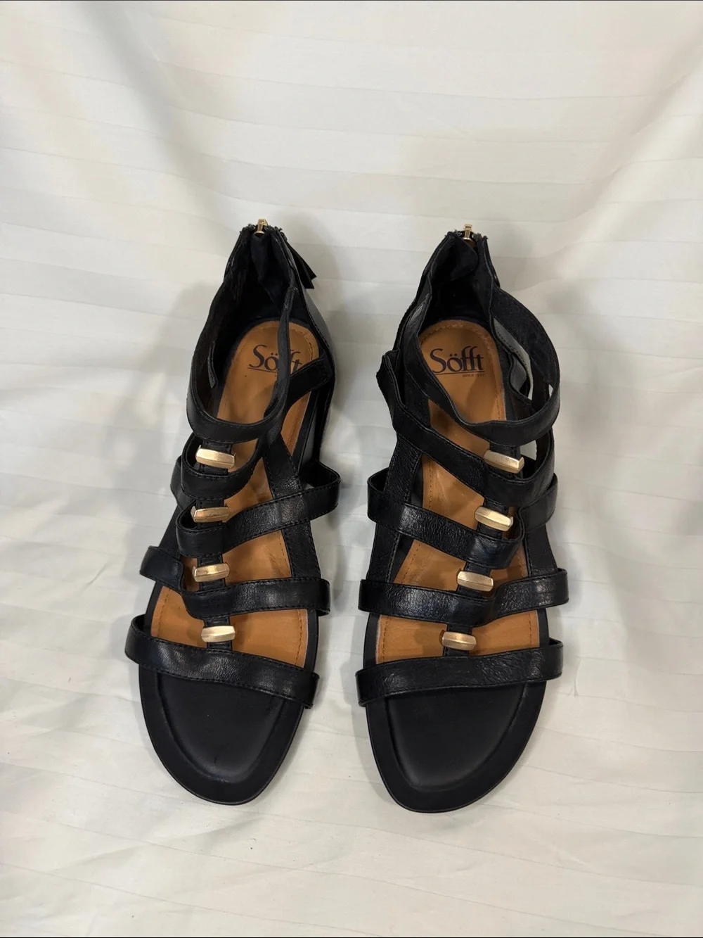 Söfft Black Leather Gladiator Wedge Sandals Gold Hardware - Size 10